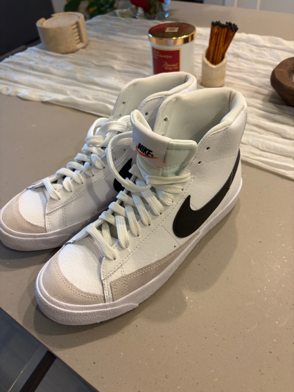 Nike Blazers - Picture 4 of 6